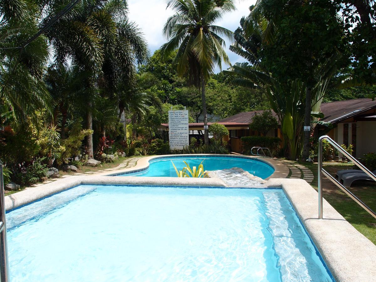 Vacation Villas At Subic Homes Olóngapo Exterior foto